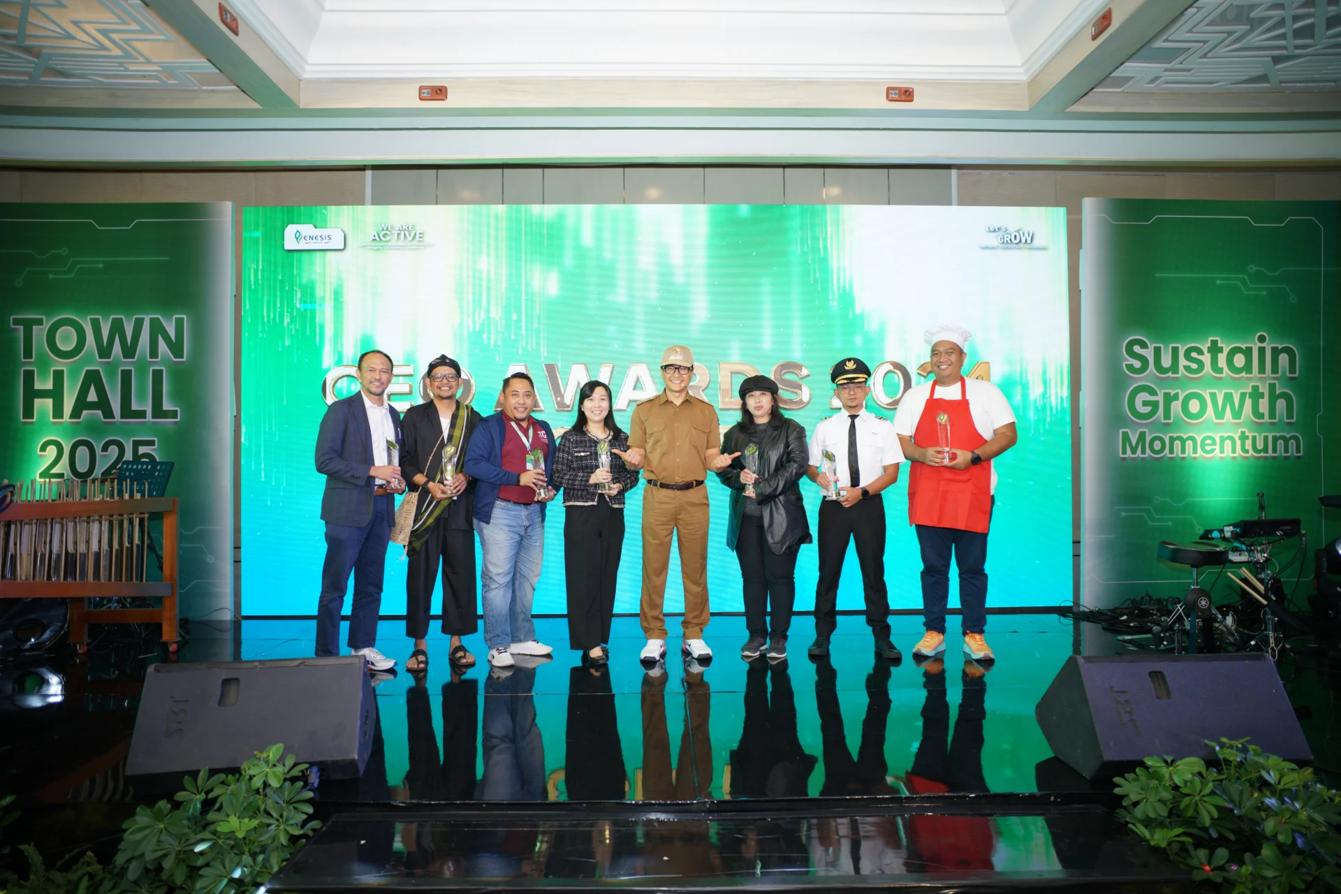 Thrive in a Winning Environment - Life at Enesis