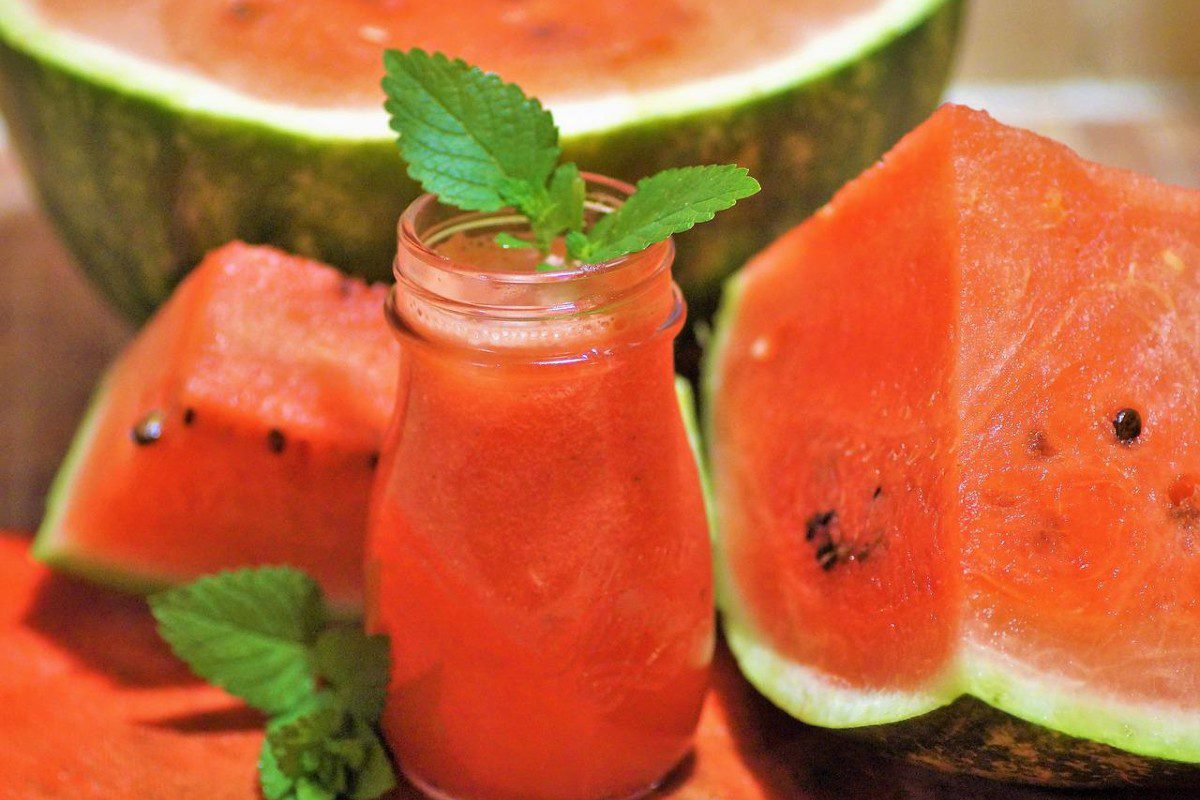 5 Jus Buah untuk Mengatasi Dehidrasi