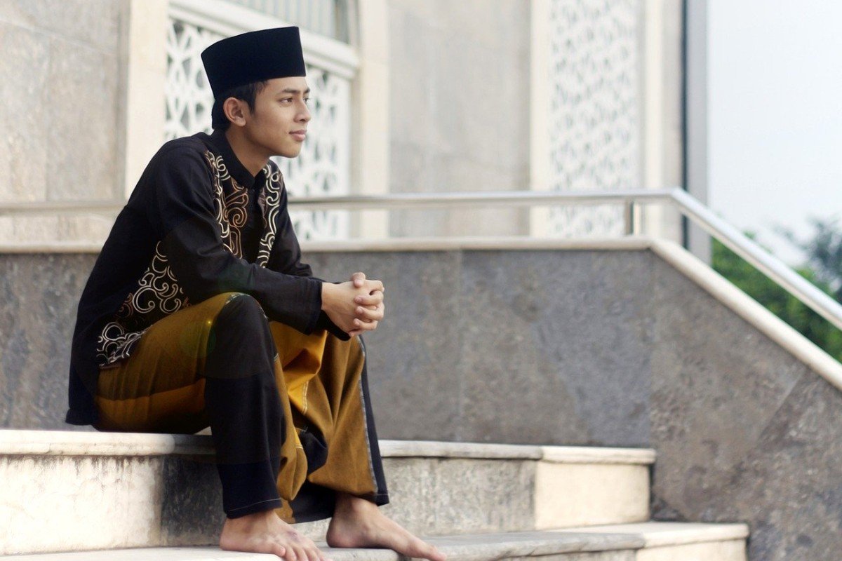 4 Style Baju Koko Pria untuk Lebaran Modern