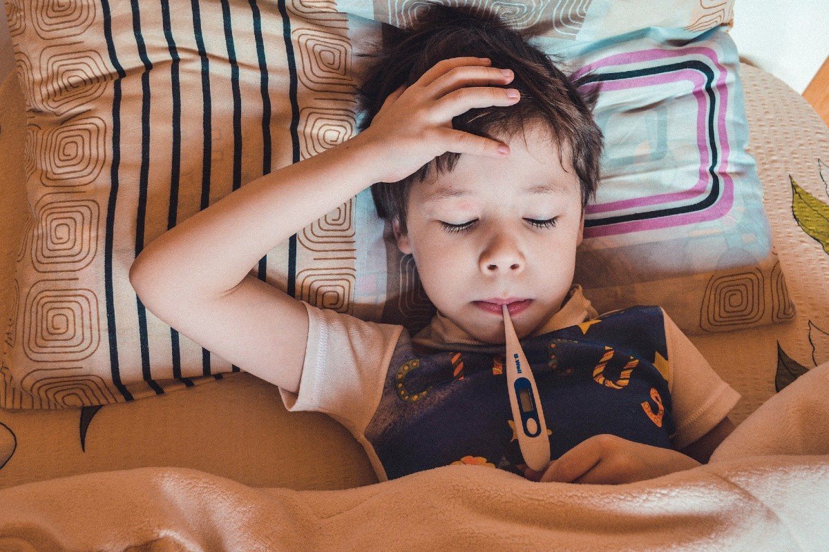 Langkah Tepat Mengobati DBD pada Anak-Anak
