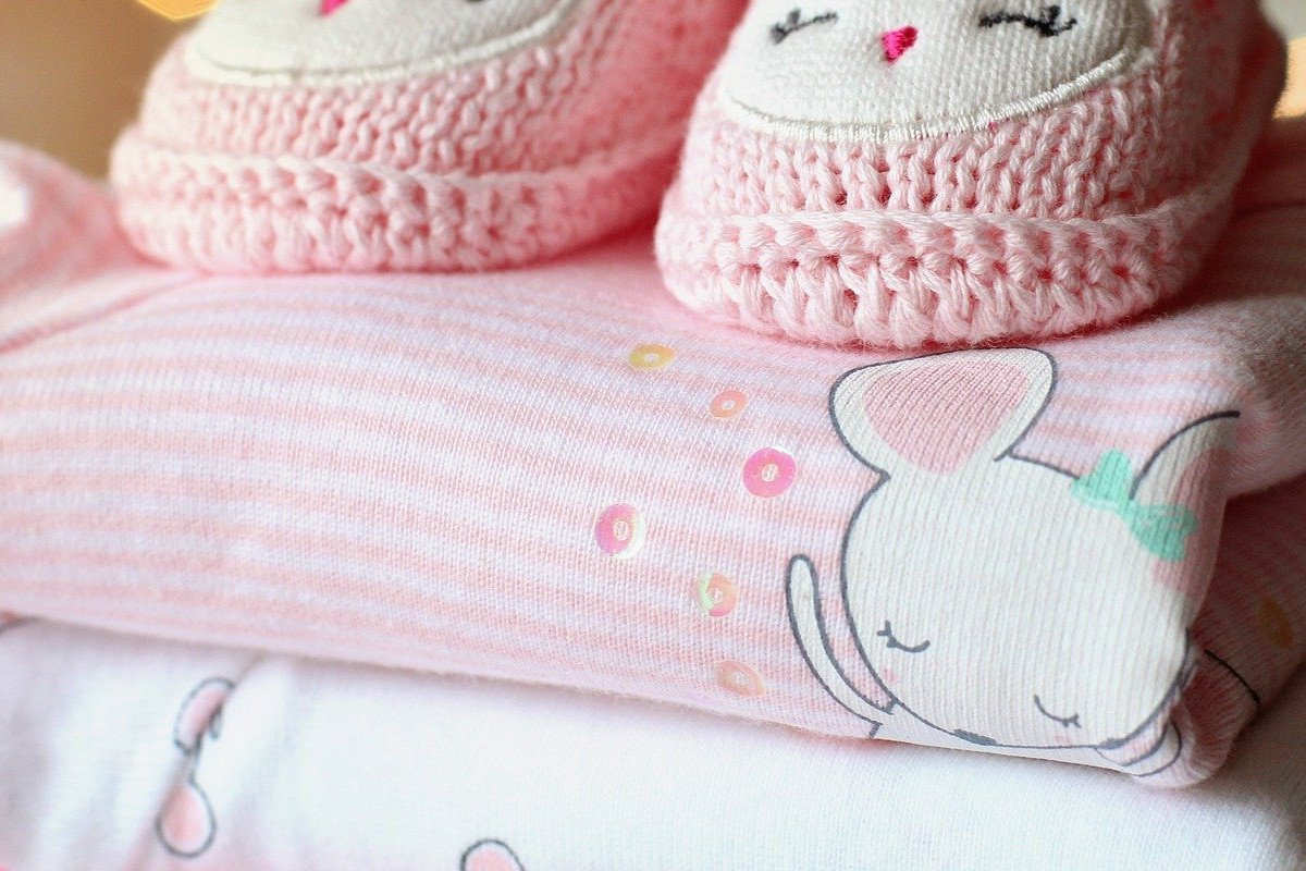 Jenis Pelembut Pakaian yang Tepat untuk Pakaian Bayi