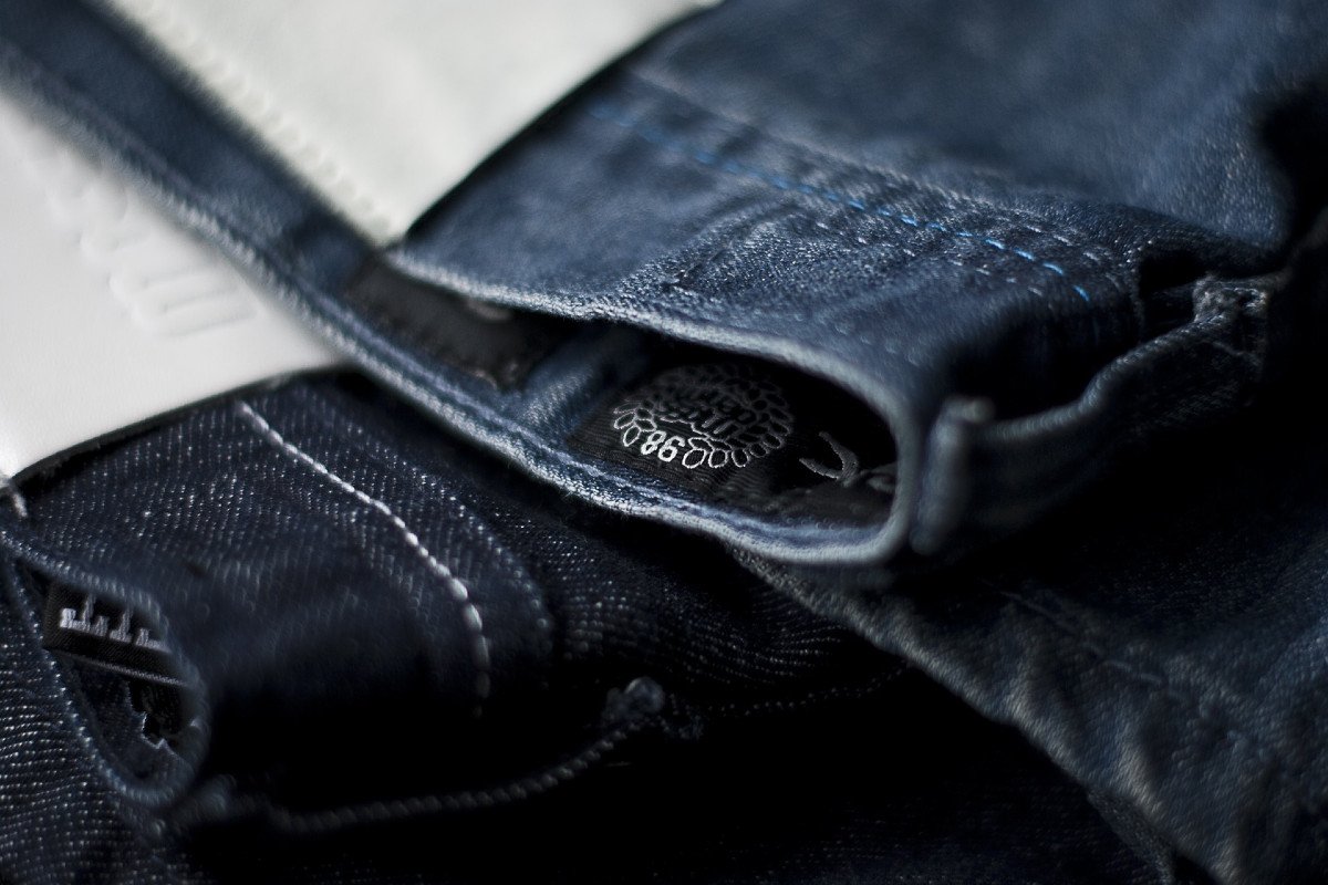 Ternyata Ini Perbedaan Jeans Dengan Denim