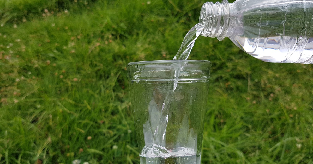 Berapa Banyak Minum Air Putih dalam Sehari?