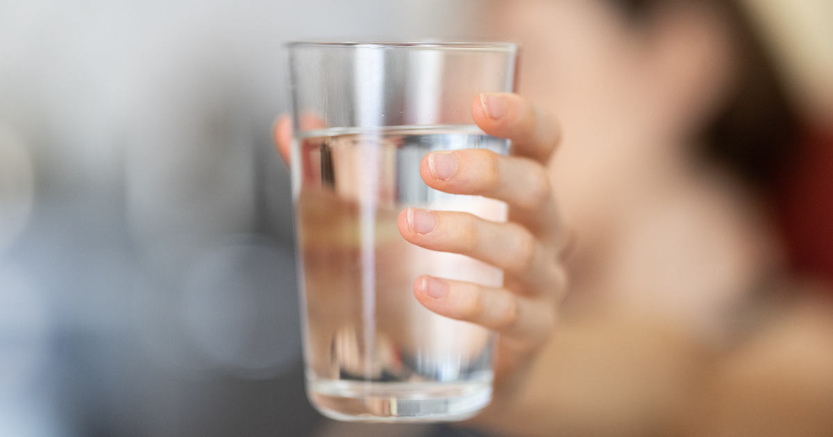 Manfaat Minum Air Putih Setelah Bangun Tidur