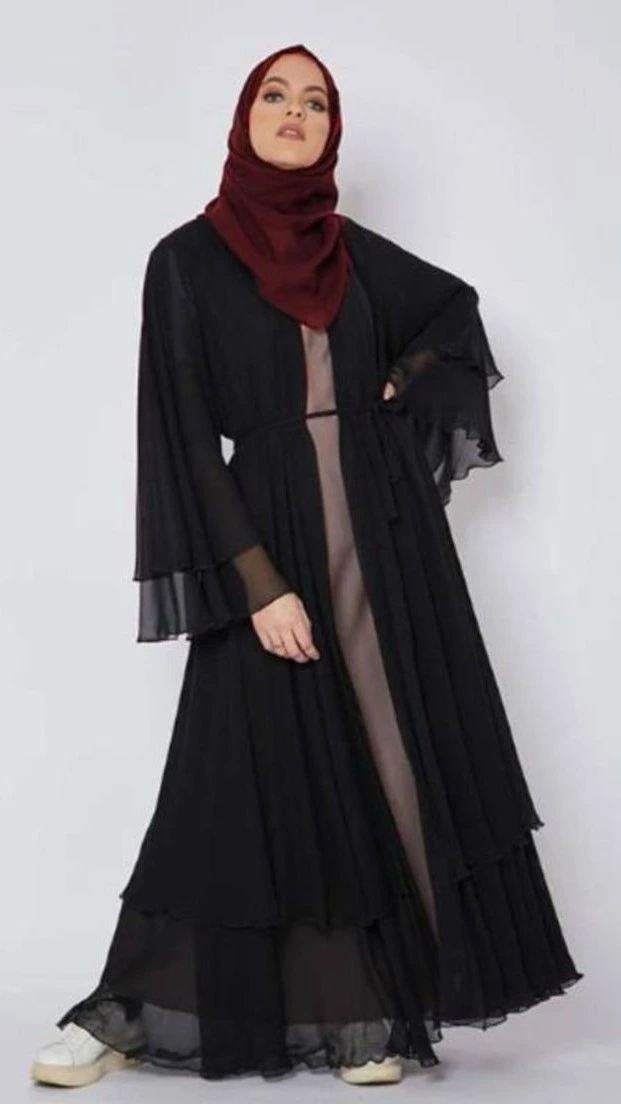 OOTD Gamis Hitam dengan Outer