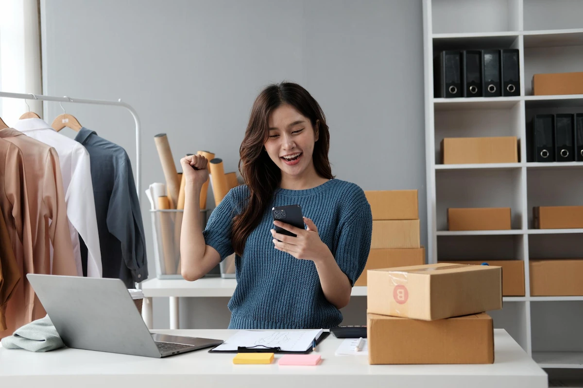 10 Cara Jualan Online untuk Pemula agar Laris, Mudah & Efektif!