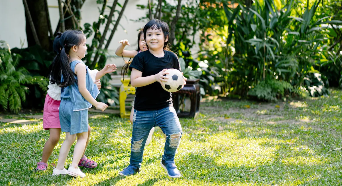 8 Rekomendasi Games untuk Anak SD Luar Ruangan, Seru & Asyik