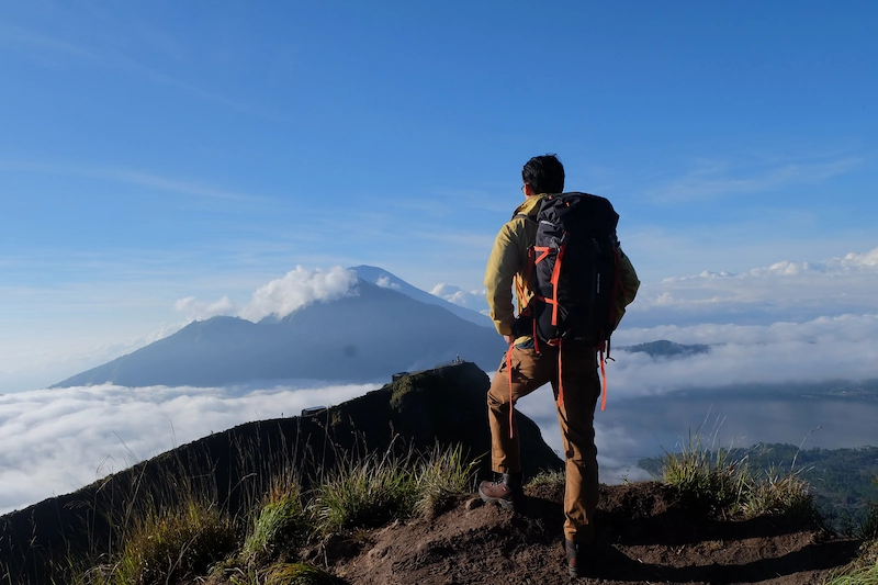 Daftar Gunung untuk Pemula di Indonesia yang Perlu Diketahui