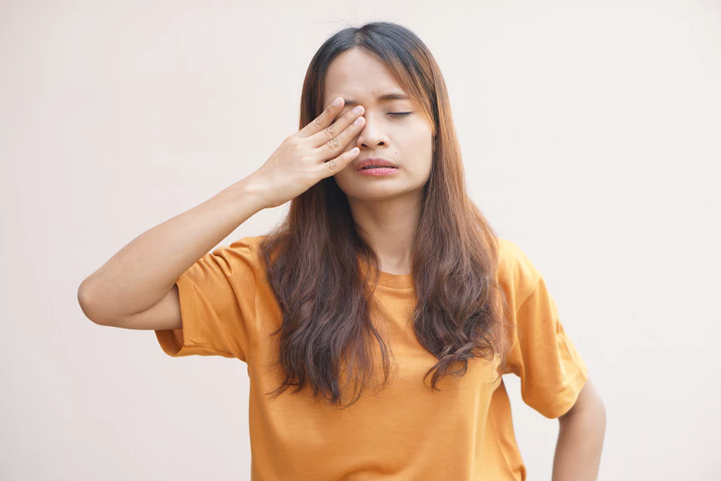 10 Penyebab Kedutan Mata Kiri Atas dan Cara Mengatasinya