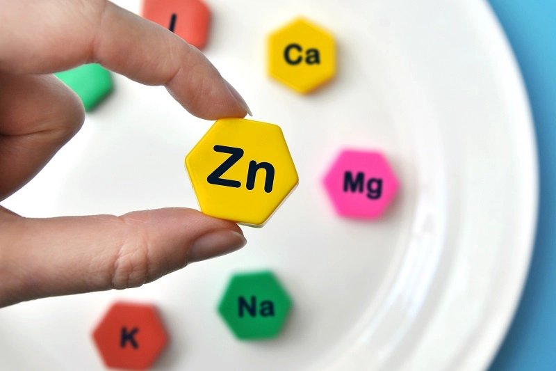 Kegunaan Zinc Sulfate, Efek Samping & Cara Konsumsi