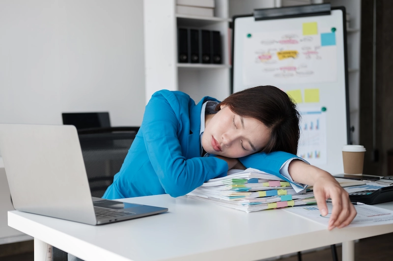 Alasan Kenapa Sering Mengantuk Meski Tidur Cukup, Apa Saja?