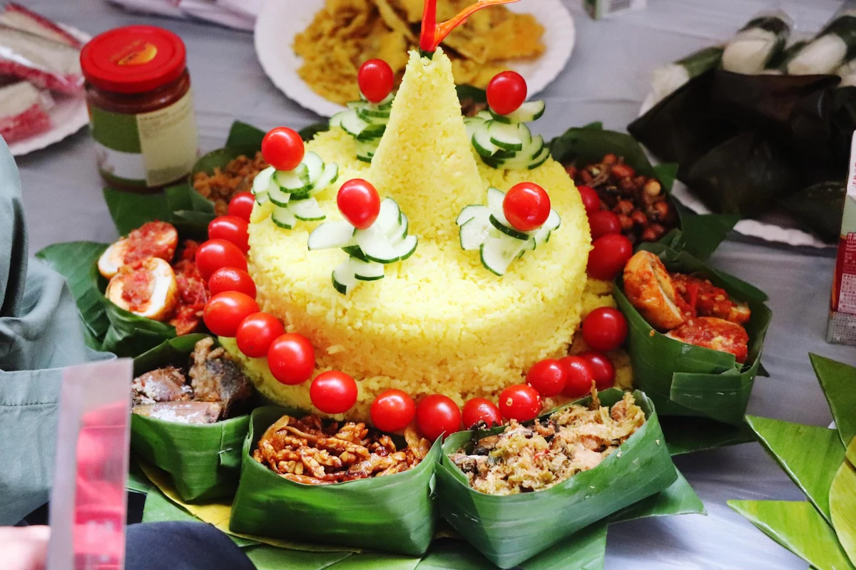 11 Ide Makanan Merah Putih Khas 17 Agustusan yang Praktis