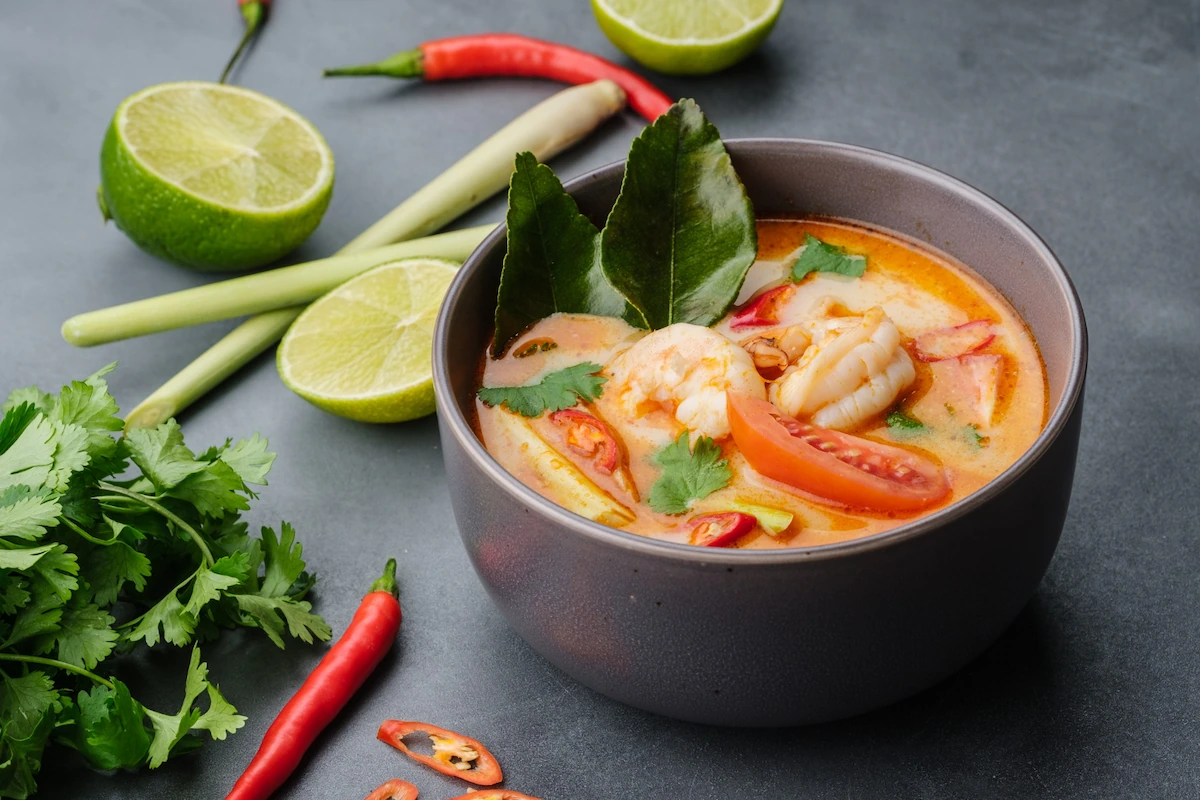 10 Rekomendasi Makanan Thailand Viral yang Wajib Kamu Coba!