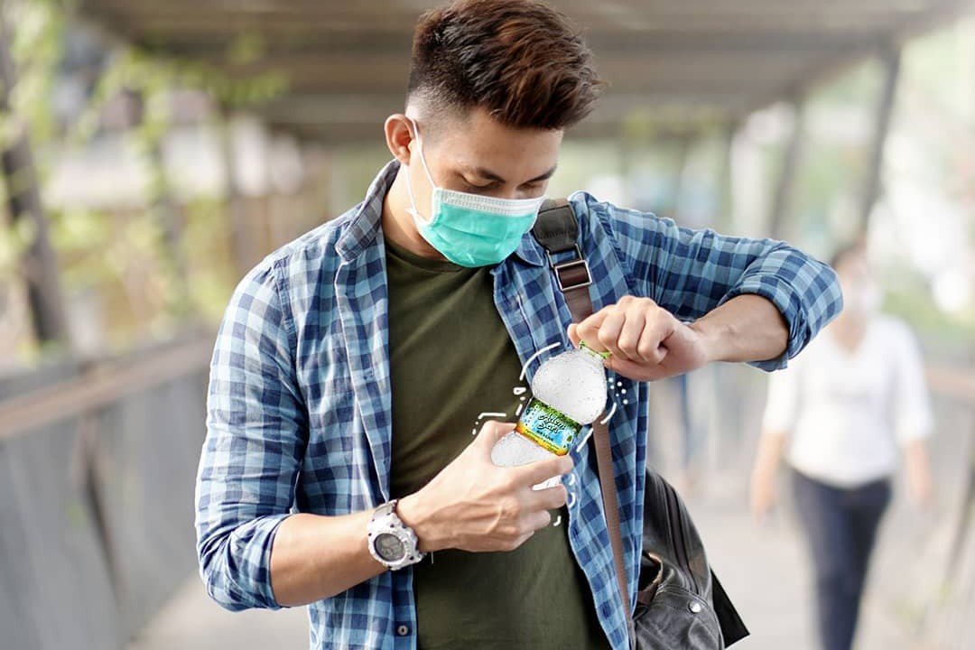Banyak Minum Air Sejuk, Bisa Bantu Cegah Panas Dalam