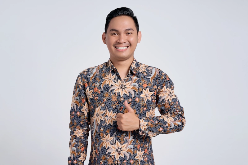 7 Inspirasi Outfit Kondangan Pria, Rapi dan Simpel