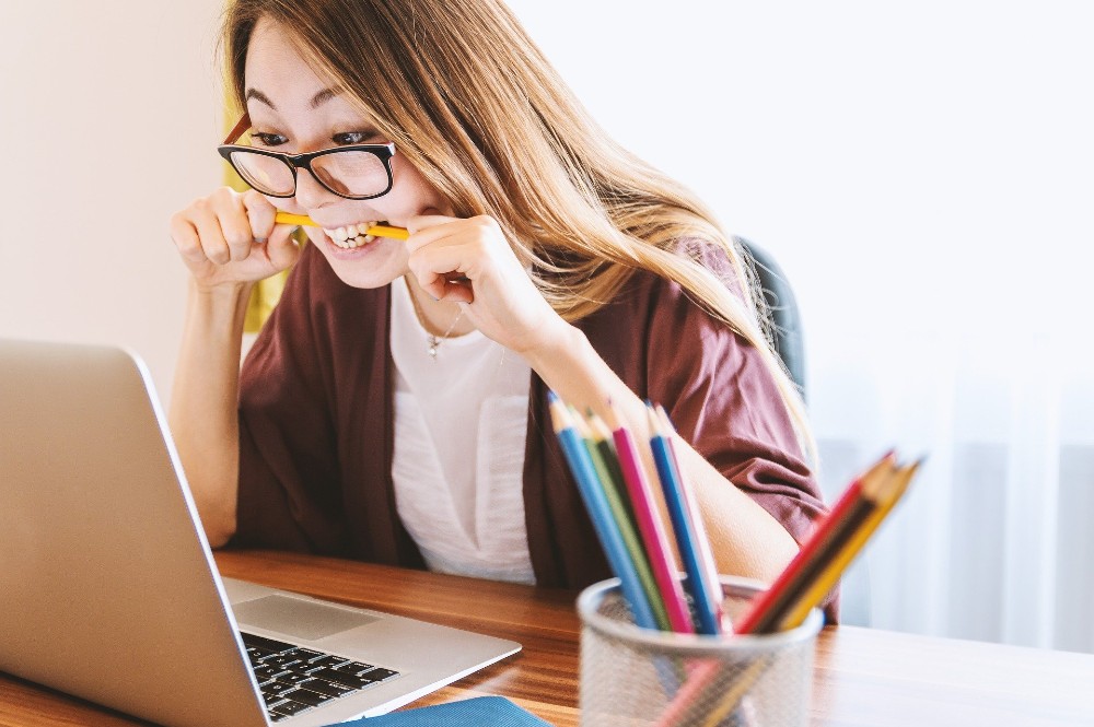 Ini Alasan Kenapa Stress Bisa Menyebabkan Panas Dalam