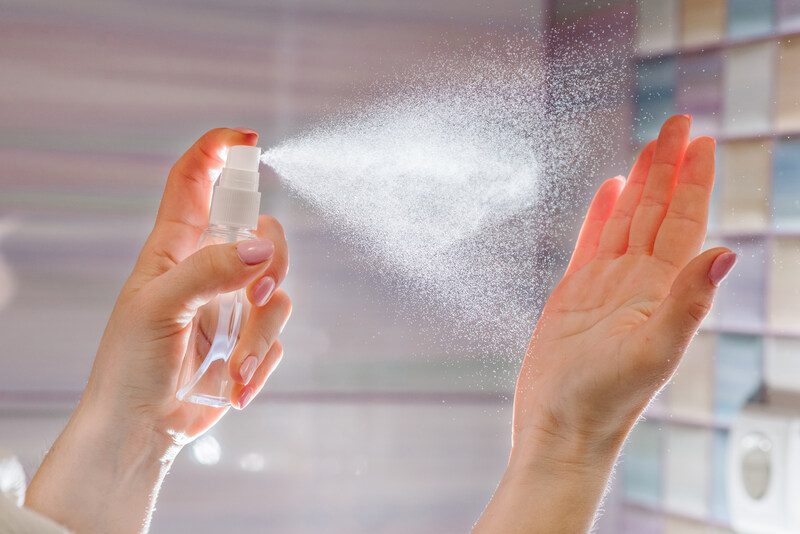 Kenali Perbedaan Antiseptik dan Desinfektan dengan Jelas
