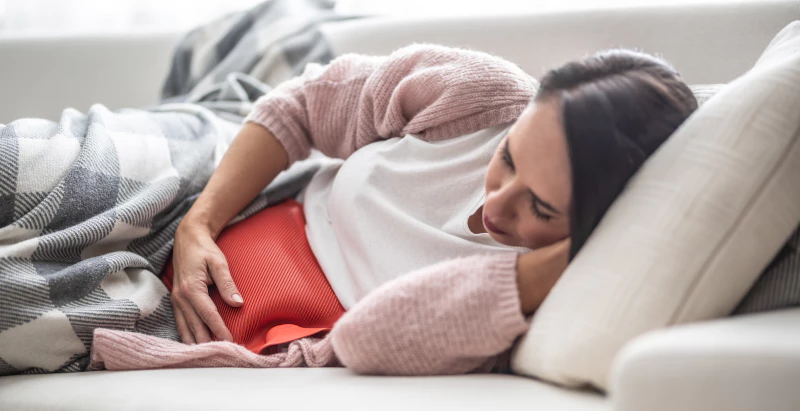 5 Posisi Tidur untuk Mengurangi Nyeri Haid, Coba Sekarang!