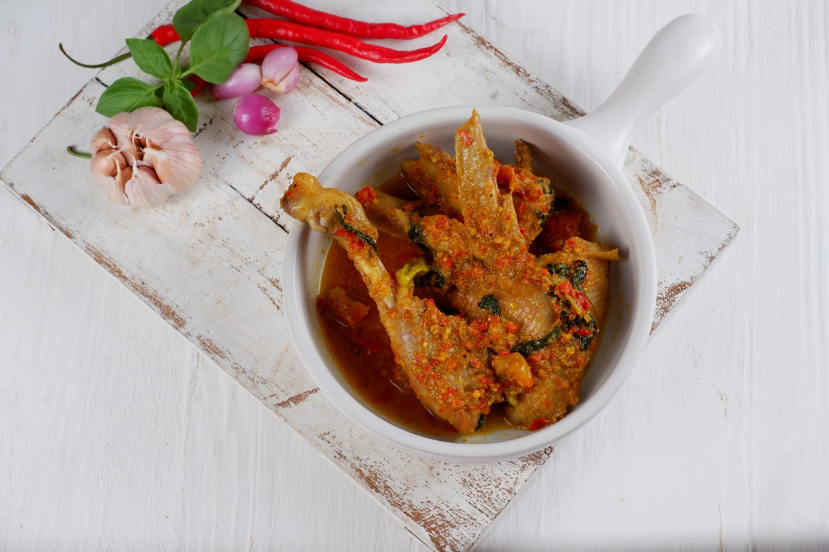 3 Resep Ayam Rica-Rica Pedas Manis yang Nikmat & Empuk!