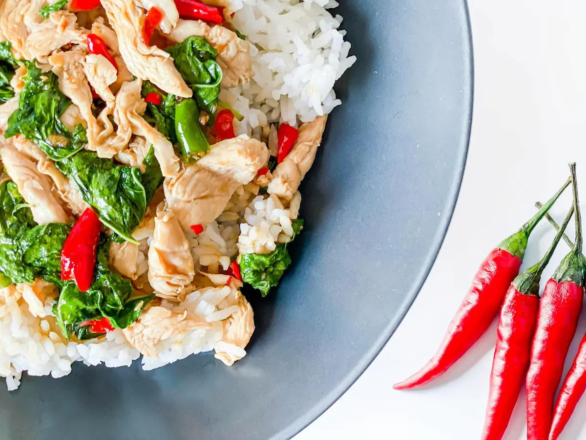 Resep Ayam Suwir Pedas, Nikmatnya Bikin Nagih!