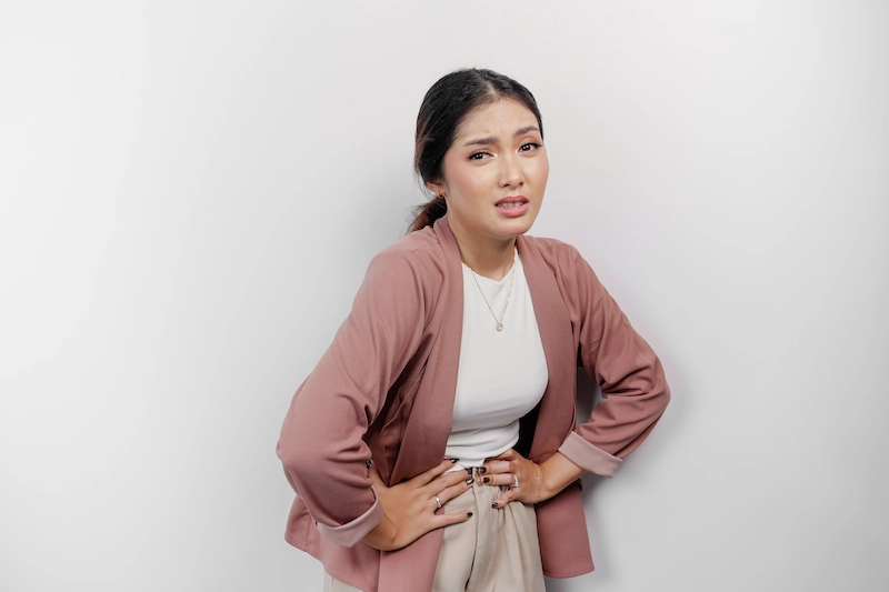 Setelah Makan Perut Sakit Melilit? Ini Penyebabnya!
